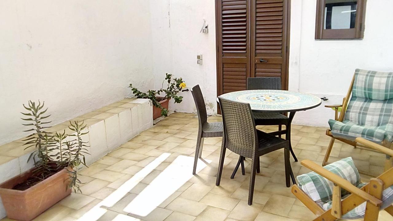 B&B Casa Frank Stromboli Buitenkant foto