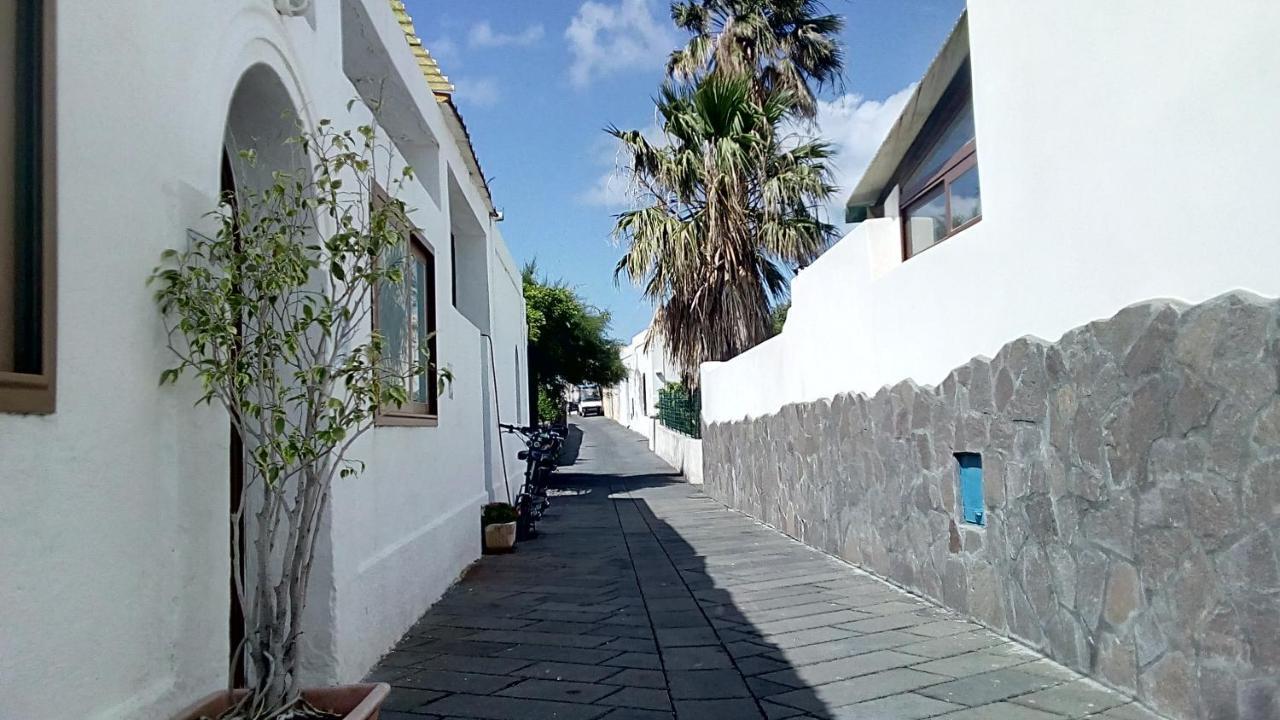 B&B Casa Frank Stromboli Buitenkant foto